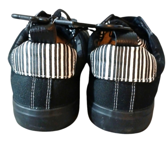 NEW Disney Tim Burton's The Nightmare before Christmas Sneakers from Ground Up - Picture 10 of 14